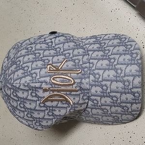 NEW NEVER WORN DIOR D PLAYER CAP